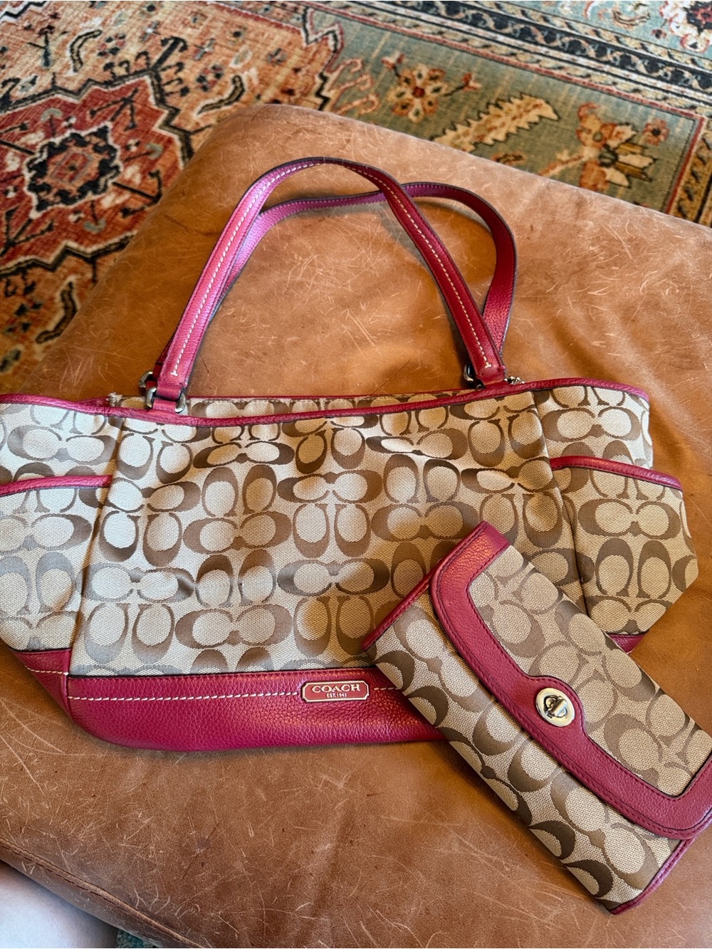 NWOT Pristine vintage Y2K Coach signature C Tote Bag with matching wallet